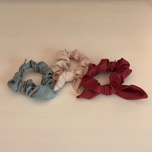 3 Lululemon Uplifting Scrunchies | With and Without Bow | Maroon, Pink, Blue
